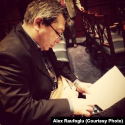 Altay Goyushov, Azerbaijani Reagan-Fascell fellow at the National Endowment for Democracy, during a hearing about combating corruption in the OSCE region, organized by U.S. Helsinki Commission on November 19, 2014 (Photo: Alex Raufoglu)