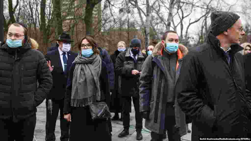 В заході взяли участь представники влади, громадськості, дипломатичних місій в Україні