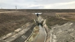 Слив воды с Тайганского водохранилища, январь 2020 года