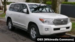 Toyota Land Cruiser