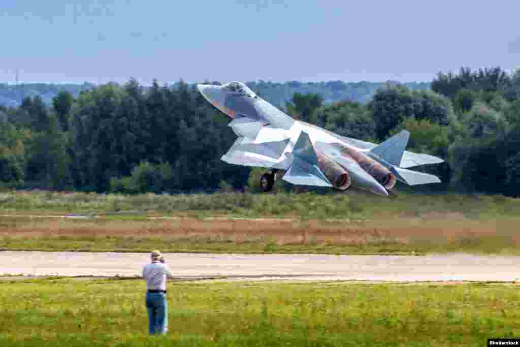 Линнетт Насбачер говорит, что программа российских Су-57, хоть ее в результате и урезали,&nbsp; не была пустой тратой средств.