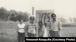 Участники экспедиции 1989 года: Анна Фаст, Вильгельм Фаст, Георгий Шахтарин, Николай Кащеев