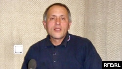 Soin Seydiyev AzadliqRadiosunun Bakıdakı studiyasında, 14 aprel, 2009.