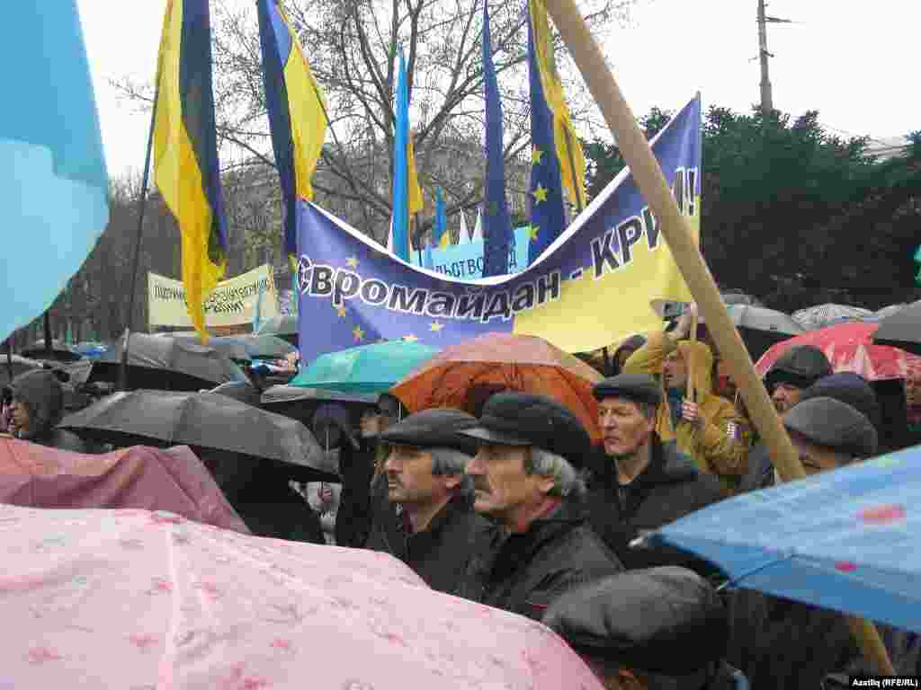 Митинг Евромайдан-Крым